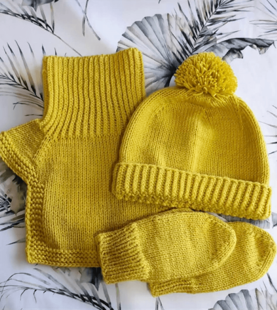 Cozy handcrafted wooly accessories for children